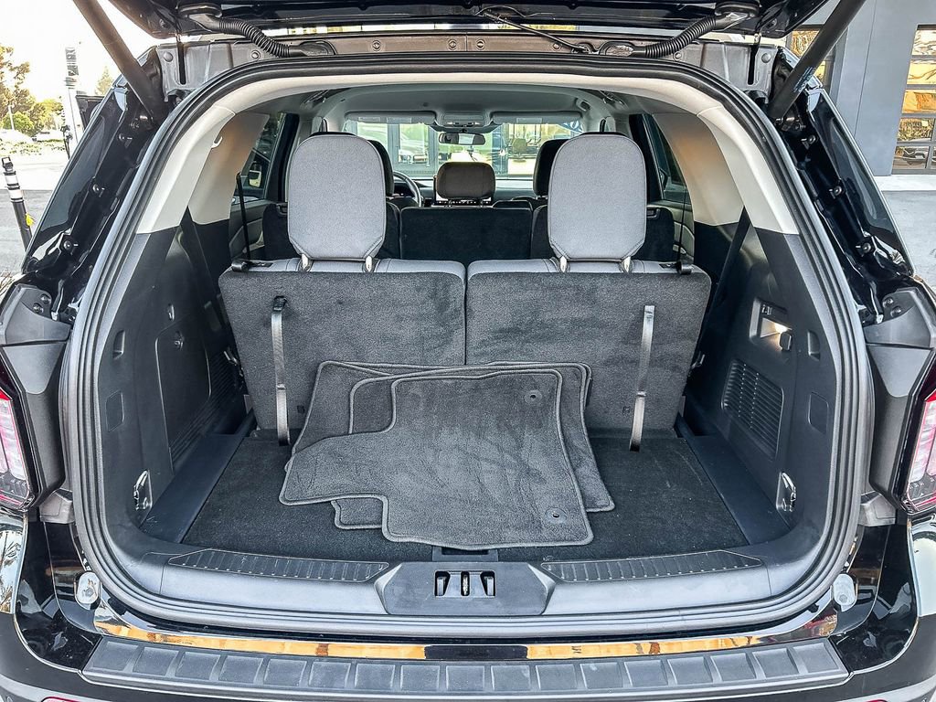 Used 2026 Ford Explorer Active RWD image 32