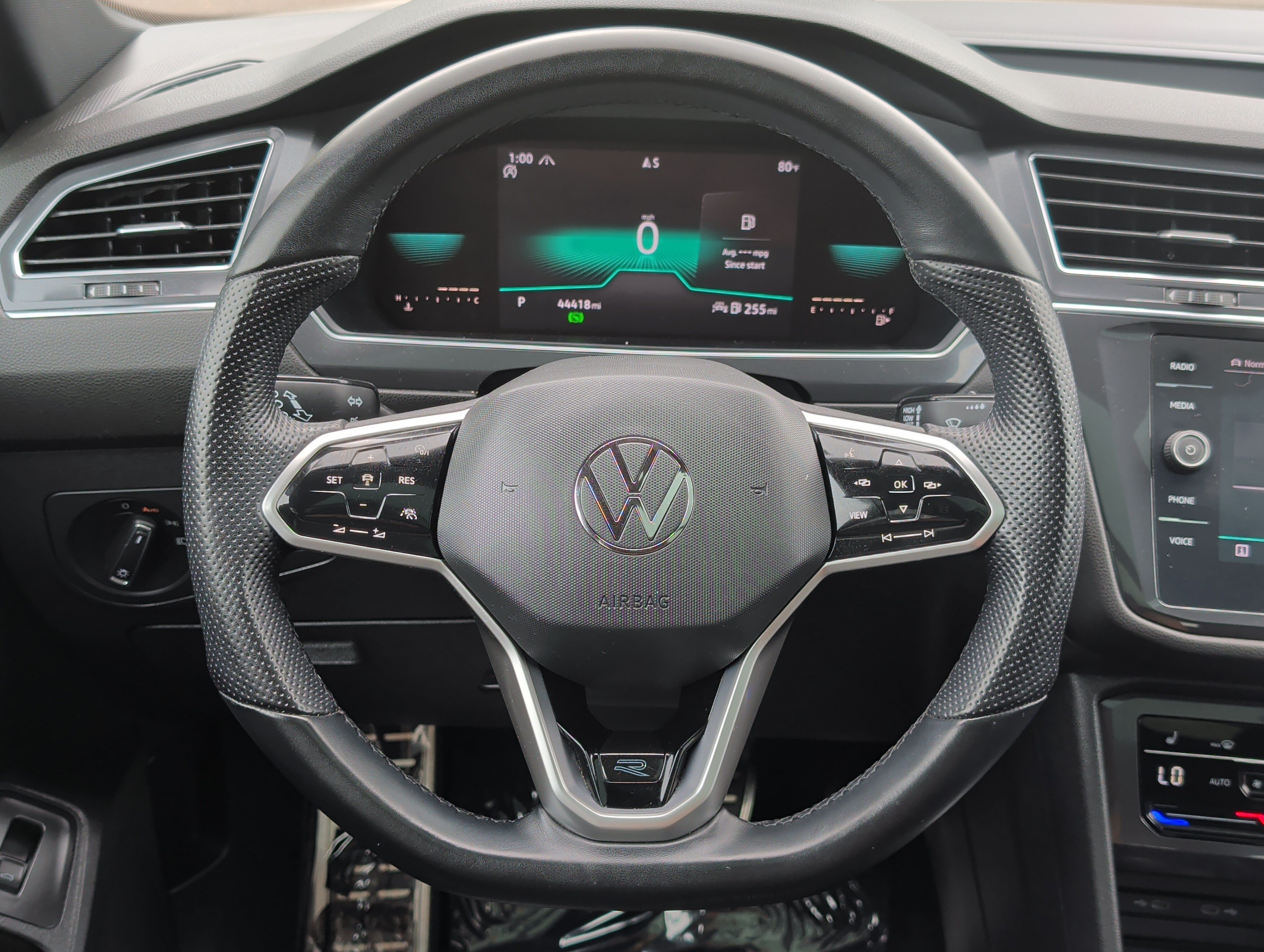 Used 2022 Volkswagen Tiguan SE R-Line AWD/4WD image 20