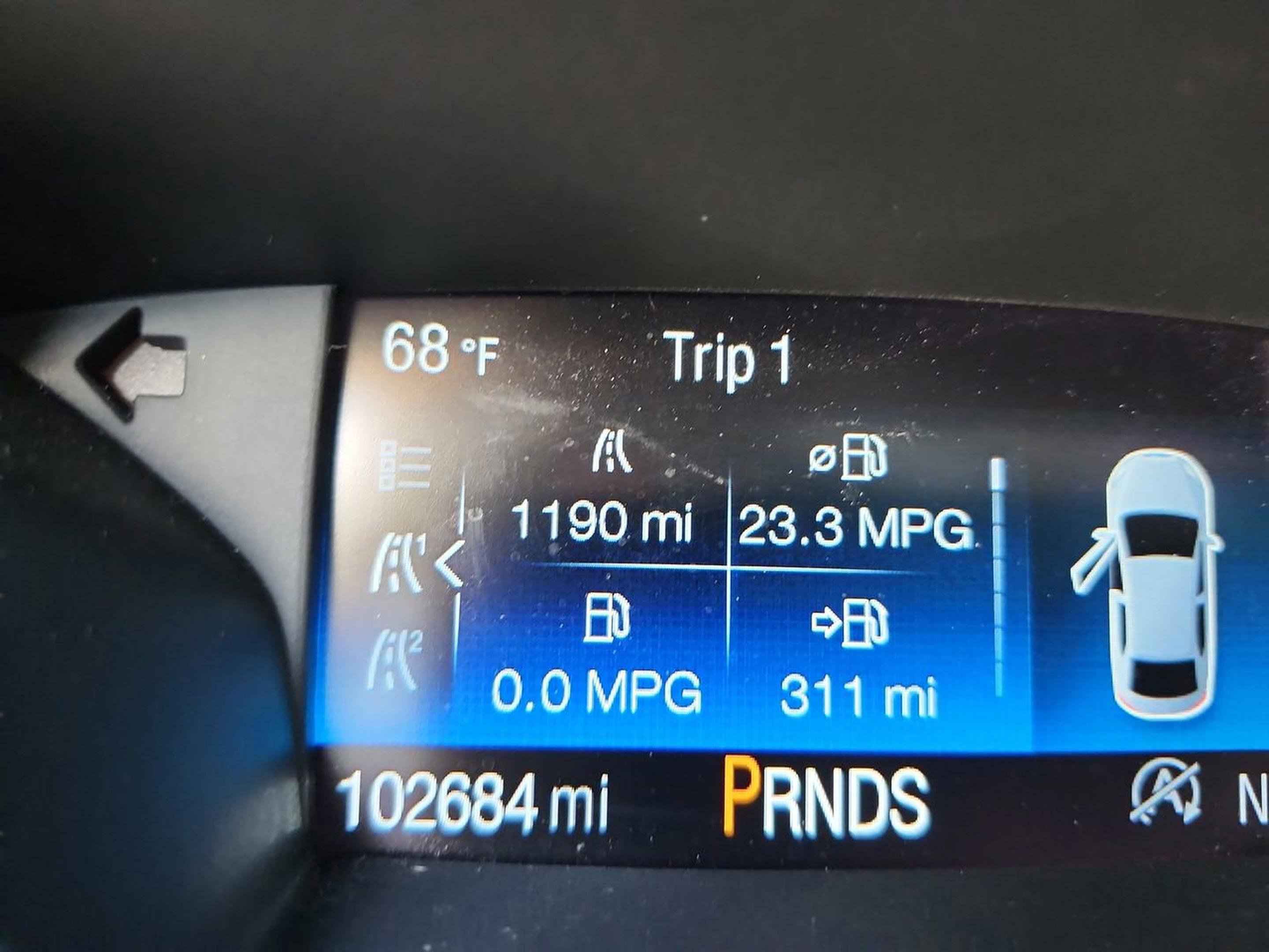 Used 2017 Ford Escape Titanium image 8