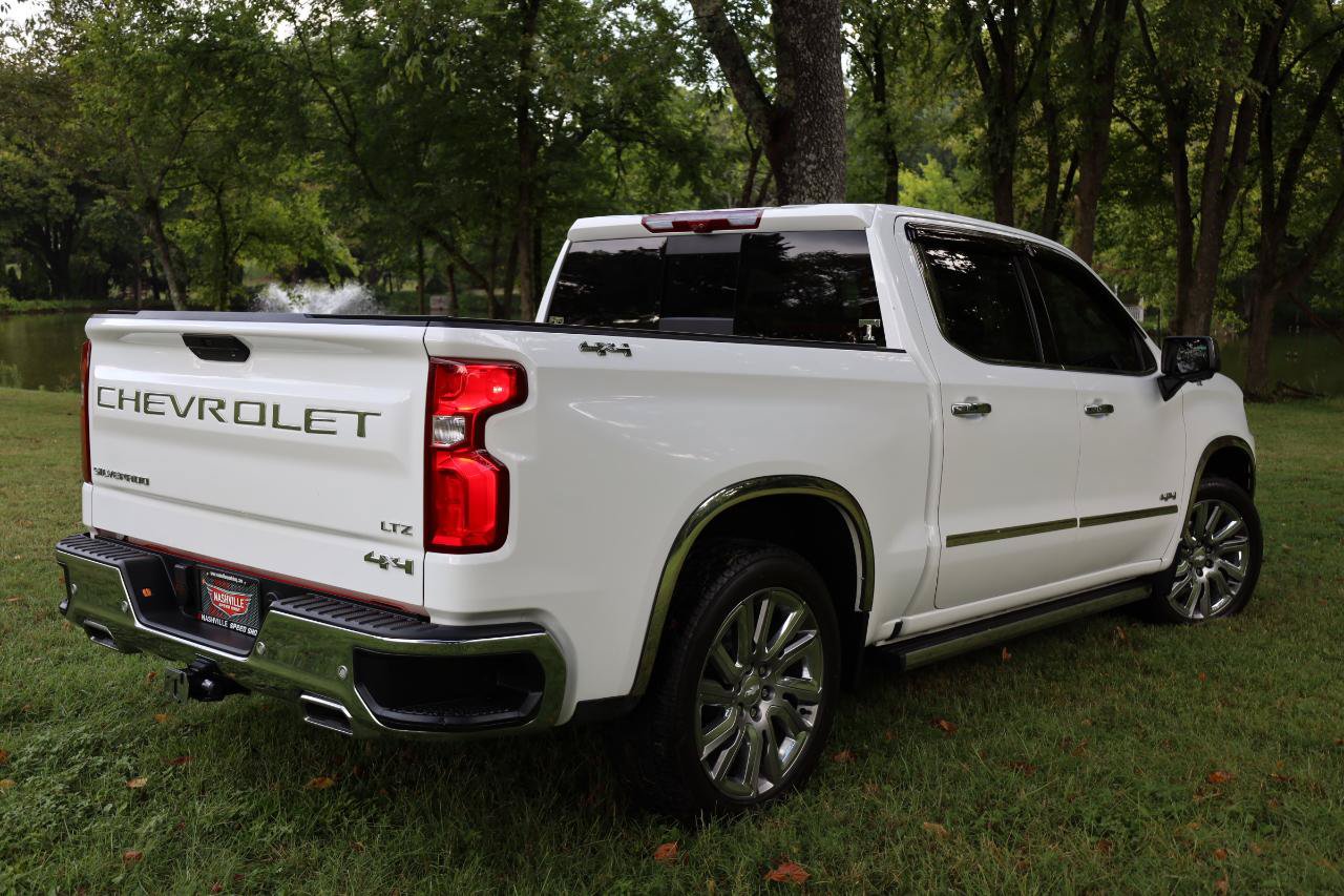Used 2022 Chevrolet Silverado 1500 LTZ w/ LTZ Premium Package AWD/4WD image 3