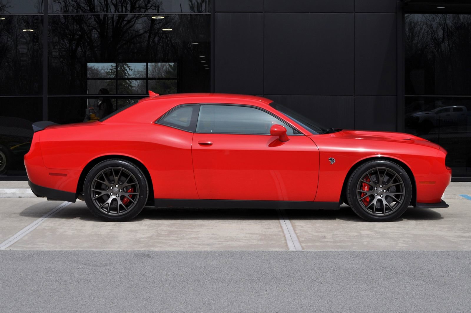 Used 2015 Dodge Challenger SRT Hellcat image 16