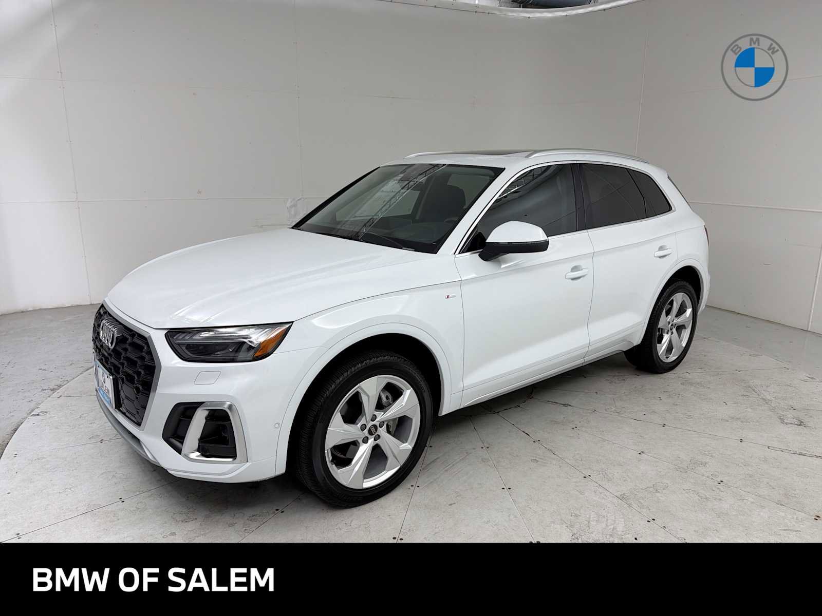 Used 2023 Audi Q5 2.0T Prestige AWD/4WD image 1