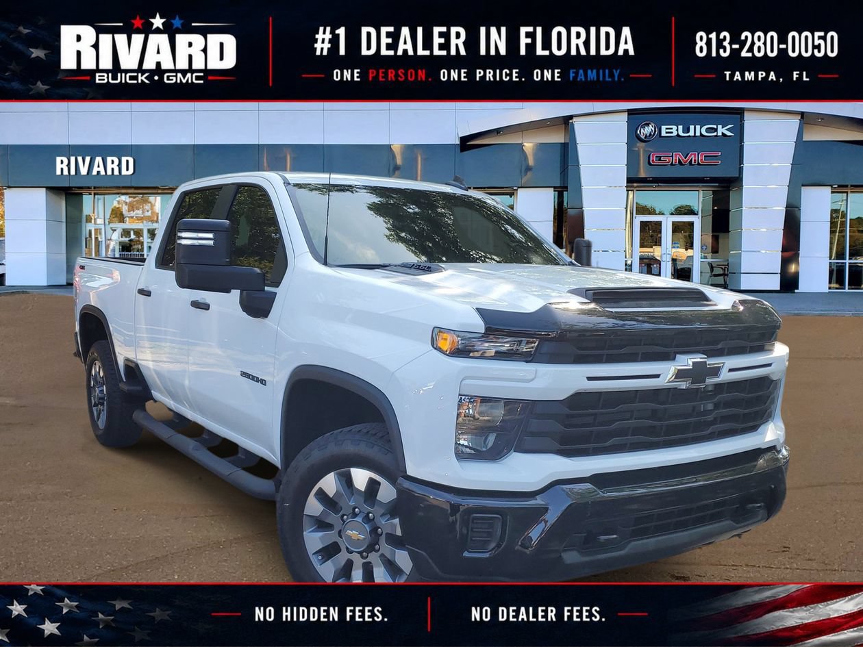 Used 2025 Chevrolet Silverado 2500 Custom w/ Custom Convenience Package AWD/4WD image 1