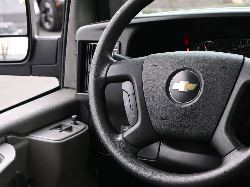 Used 2020 Chevrolet Express 3500 LT w/ LT Preferred Equipment Group image 22