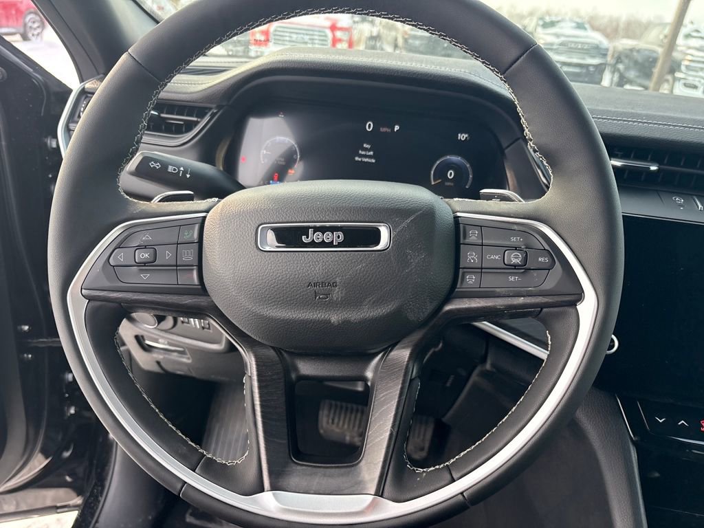 New 2026 Jeep Grand Cherokee Altitude image 21