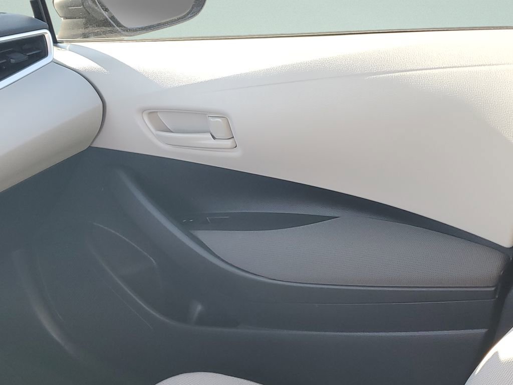 Certified 2025 Toyota Corolla LE image 16