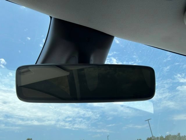 Used 2020 Tesla Model Y AWD image 25