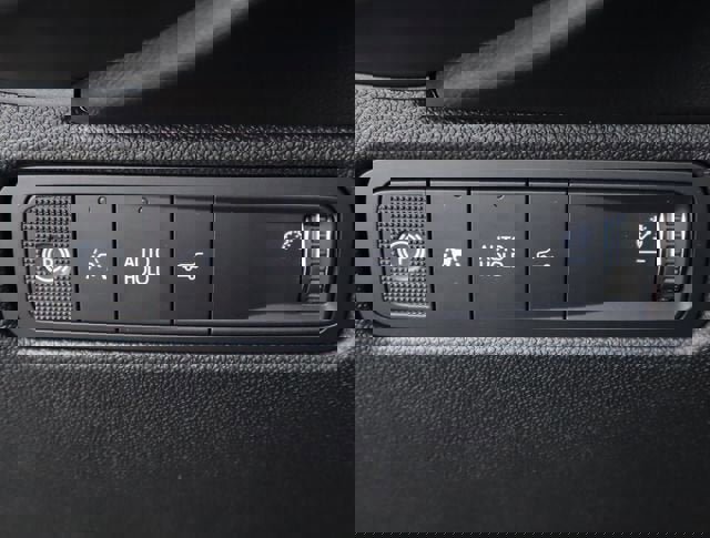 New 2025 Chevrolet Equinox EV RS w/ Active Safety Package 3 image 34