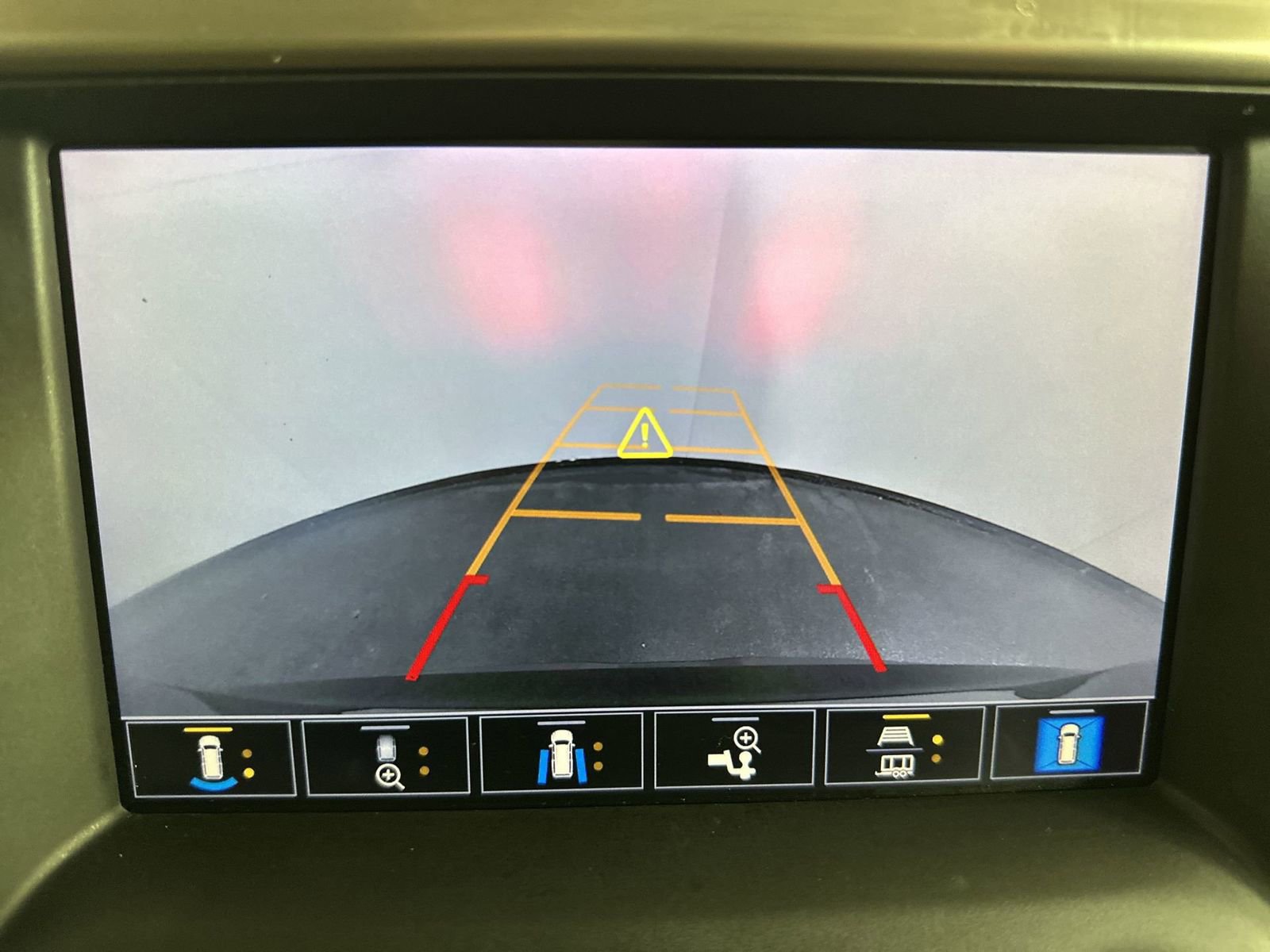 Used 2023 GMC Acadia Denali w/ Black Diamond Edition image 21