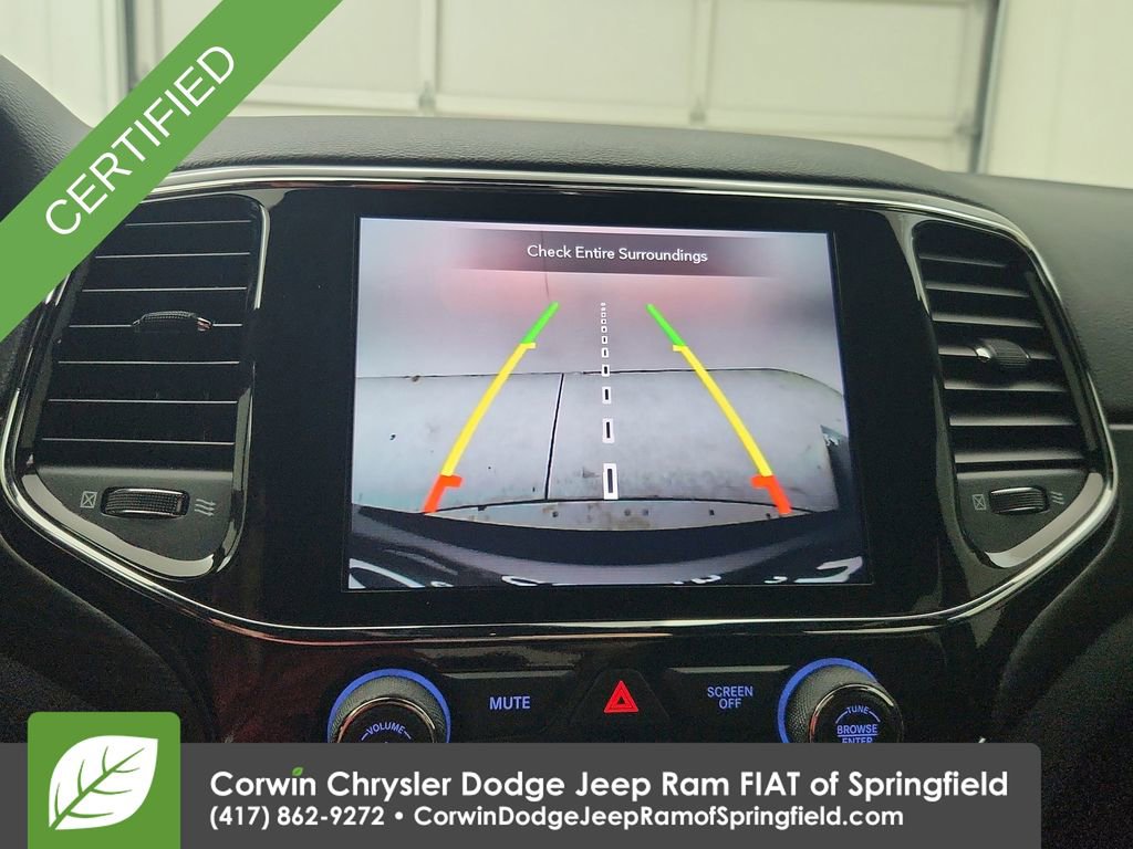 Used 2021 Jeep Grand Cherokee Laredo X AWD/4WD image 24