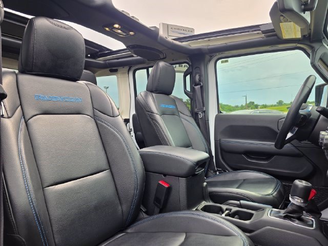 Used 2023 Jeep Wrangler Unlimited Rubicon 4xe w/ Cold Weather Group AWD/4WD image 25