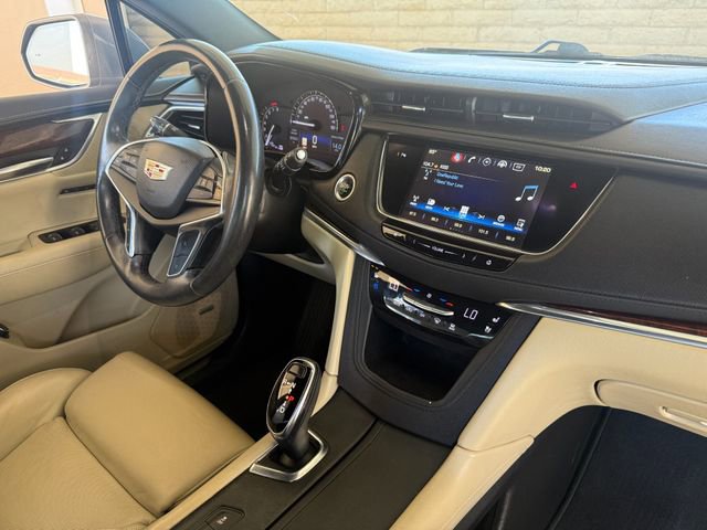 Used 2017 Cadillac XT5 Premium Luxury FWD image 34