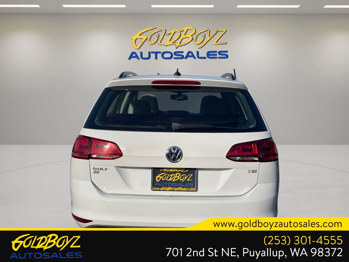 Used 2017 Volkswagen Golf SE image 5