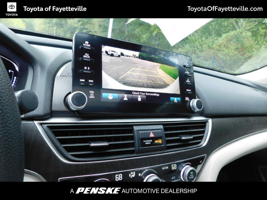 Used 2018 Honda Accord EX image 10
