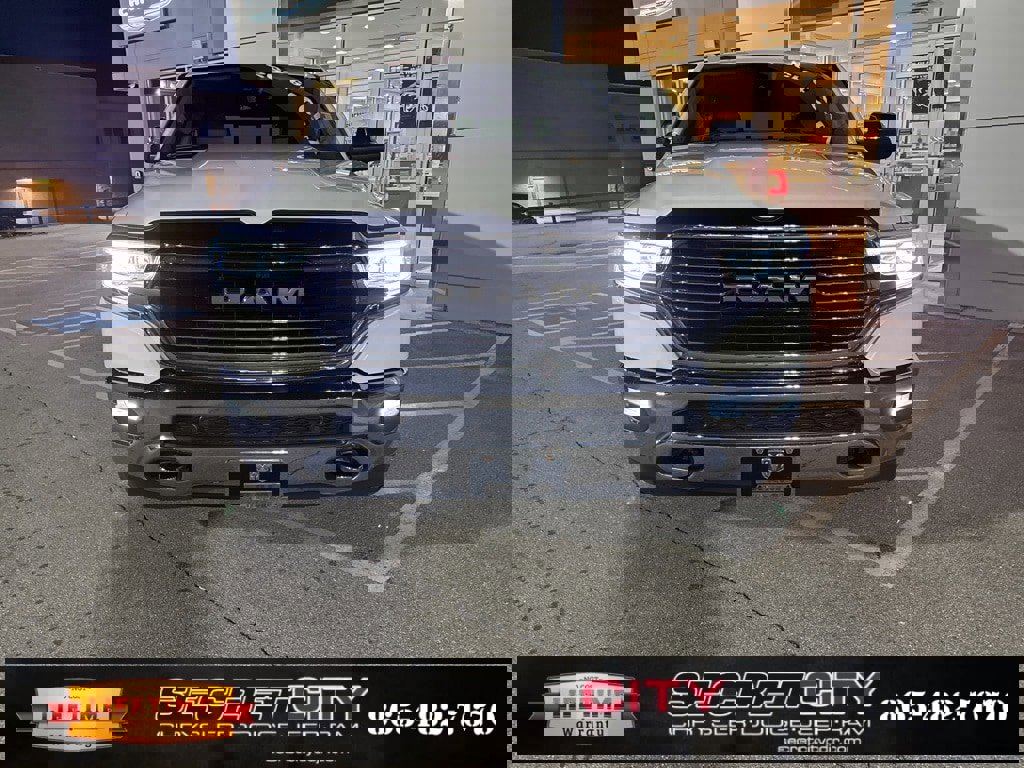 Used 2019 RAM 1500 Limited image 2