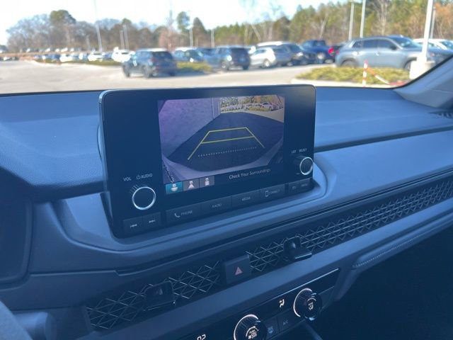 Used 2025 Honda Accord LX image 13