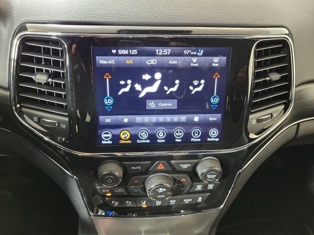 Used 2020 Jeep Grand Cherokee Limited w/ Luxury Group II RWD image 21
