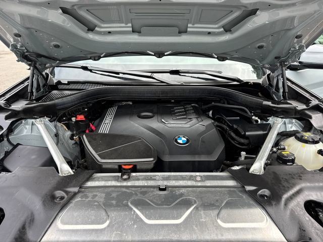 Used 2023 BMW X4 xDrive30i w/ M Sport Package AWD/4WD image 26