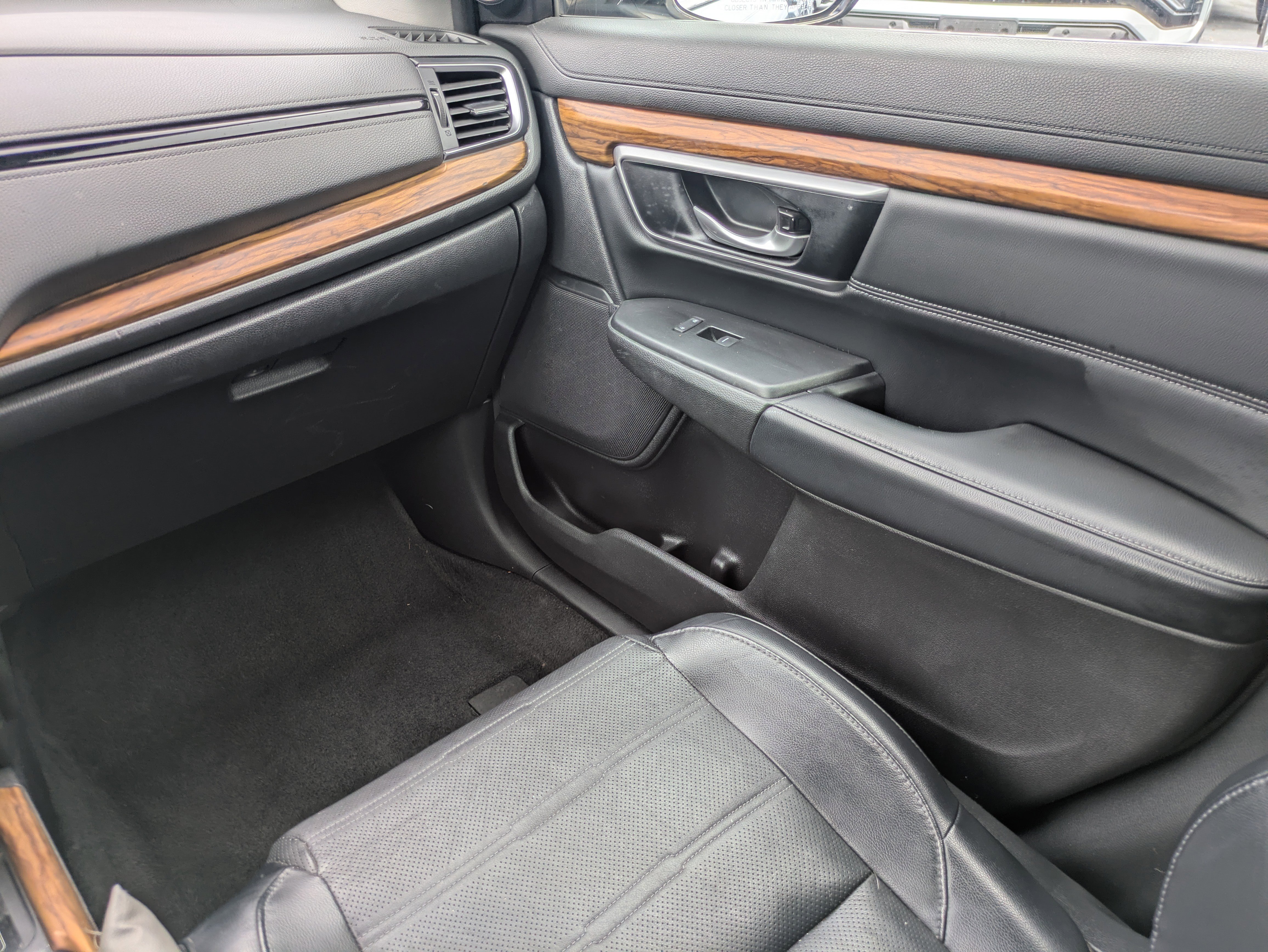 Used 2021 Honda CR-V Touring image 9