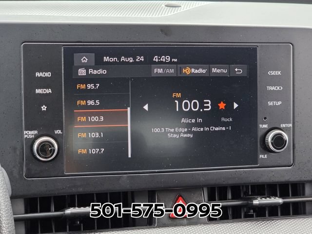 Used 2025 Kia Sportage LX FWD image 23