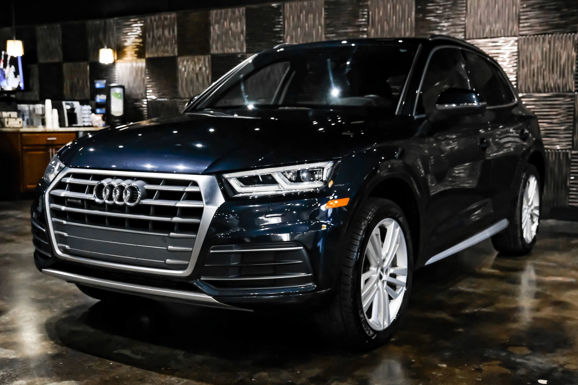 Used 2018 Audi Q5 2.0T Premium Plus w/ Premium Plus Package image 7