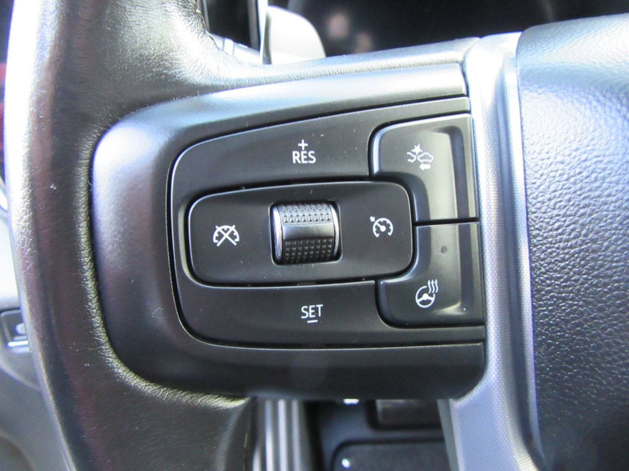 Used 2022 GMC Sierra 1500 Elevation image 33