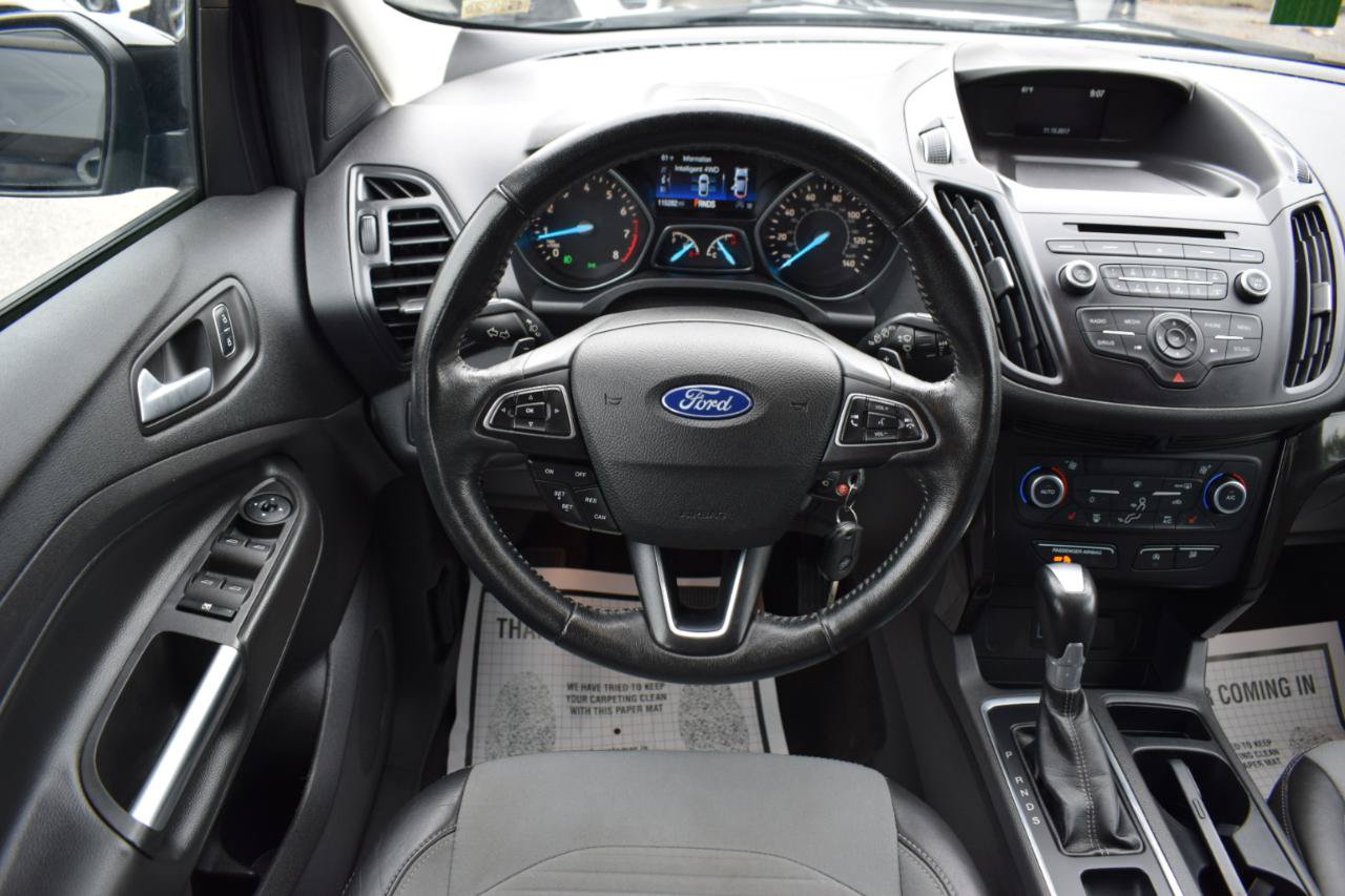 Used 2018 Ford Escape SE w/ SE Sport Appearance Package AWD/4WD image 16