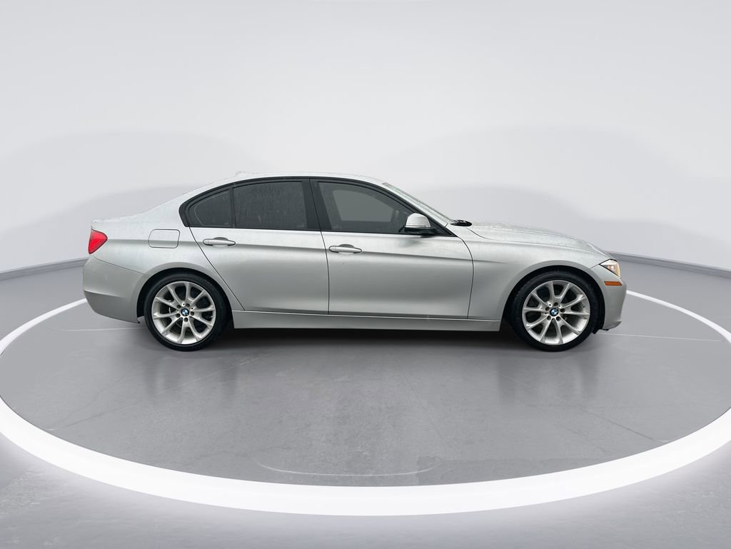 Used 2014 BMW 320i Sedan image 9