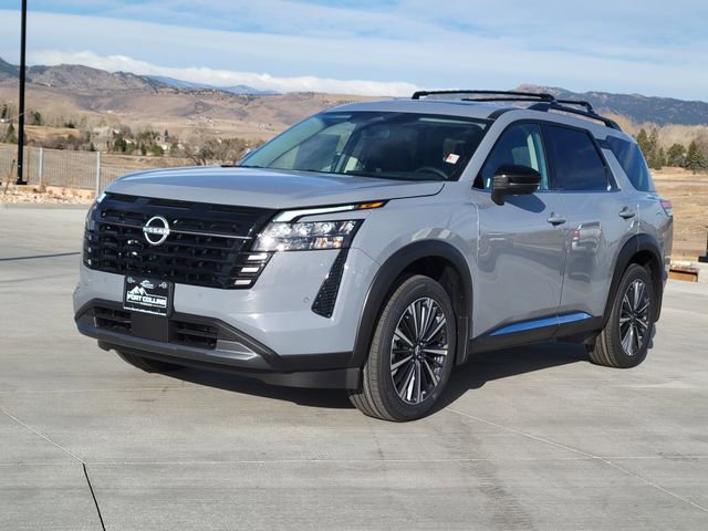 New 2026 Nissan Pathfinder Platinum image 1