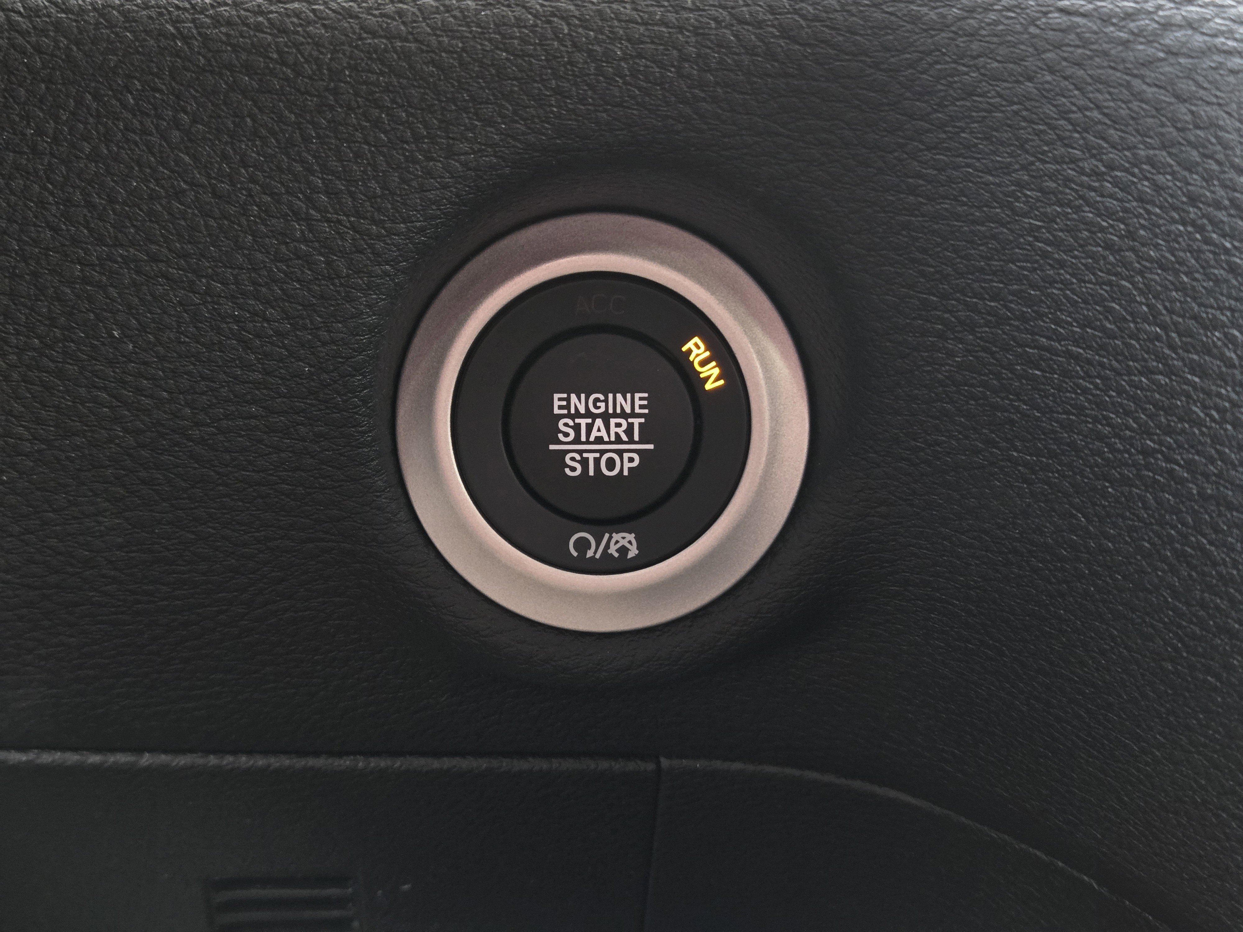 New 2026 Chrysler Pacifica Select image 9