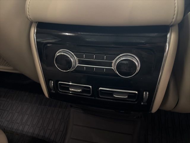 Used 2023 Lincoln Aviator AWD w/ Premium Package image 39