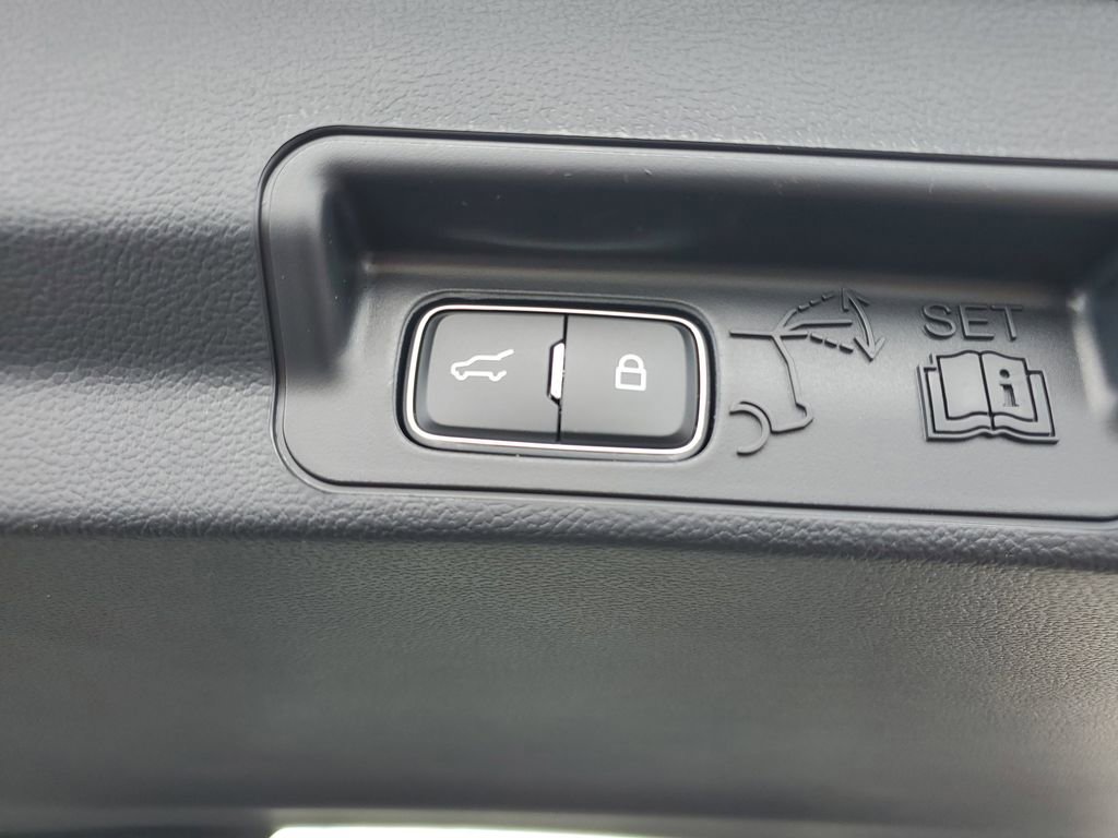 New 2026 Ford Explorer Active image 33