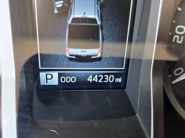 Used 2021 Toyota Tacoma SR5 RWD image 33