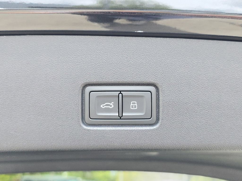 Certified 2023 Audi Q4 e-tron Premium Plus w/ Premium Plus RWD image 13