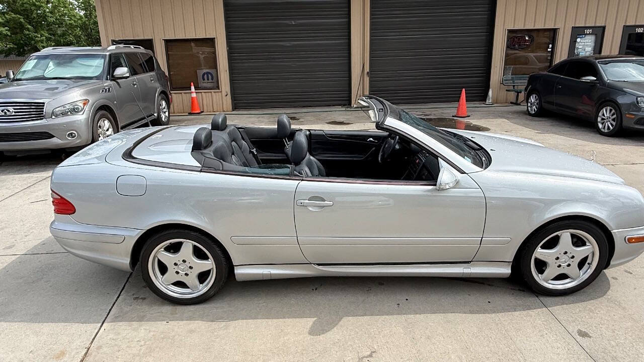 Used 2000 Mercedes-Benz CLK 430 Cabriolet image 18