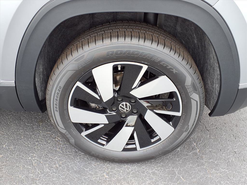 New 2026 Volkswagen Atlas Cross Sport SEL image 12