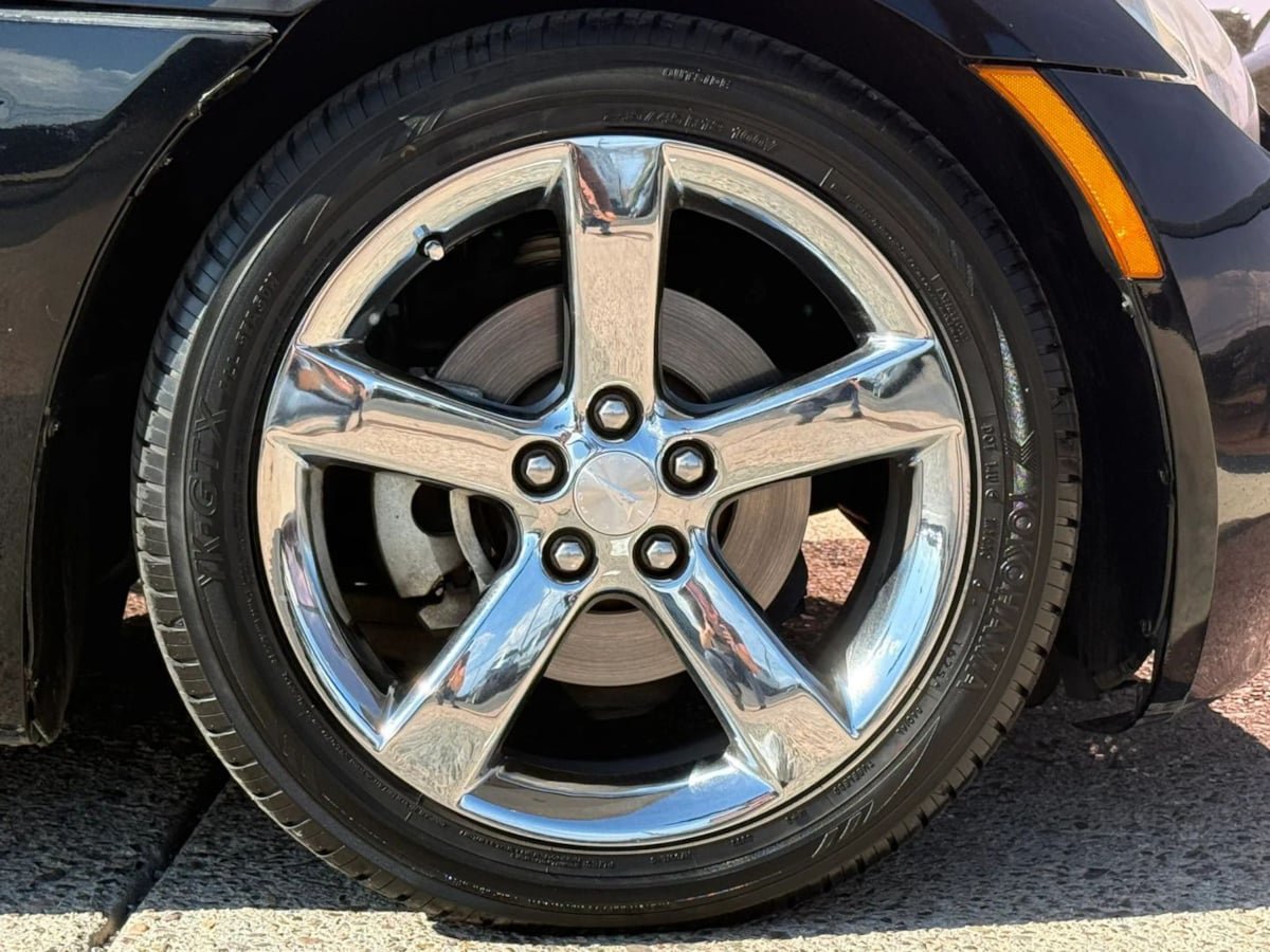 Used 2007 Pontiac Solstice GXP w/ Premium Package RWD image 26