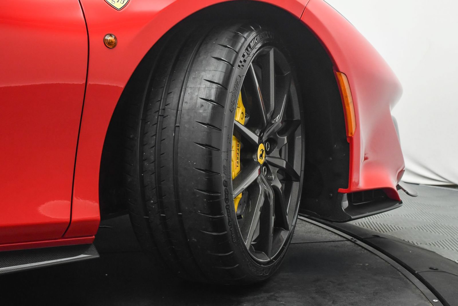 Used 2020 Ferrari 488 Pista Coupe RWD image 26