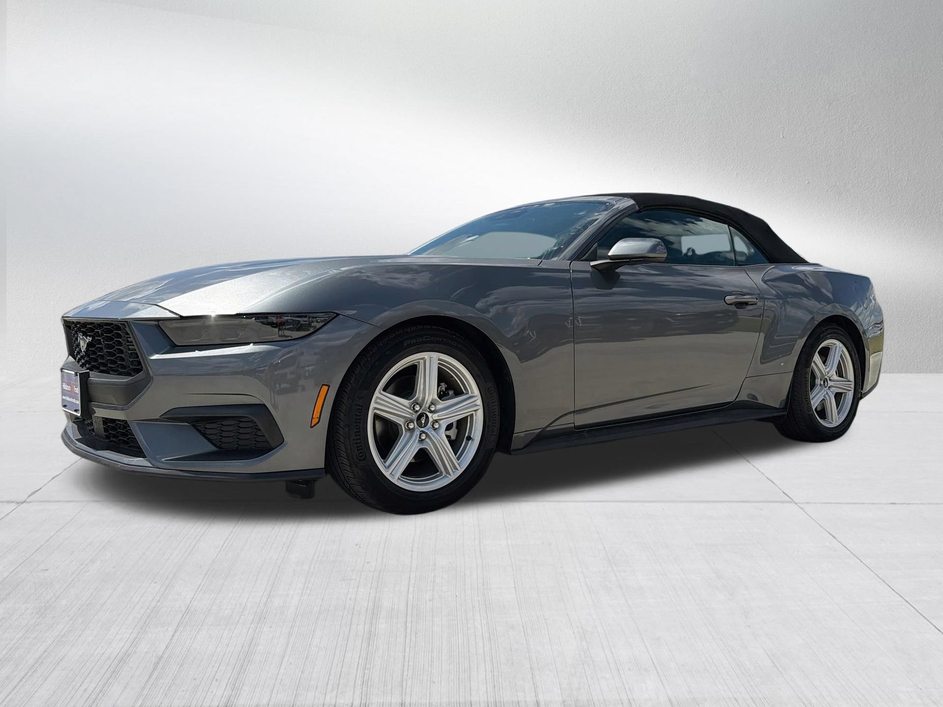 Used 2026 Ford Mustang Premium RWD image 1