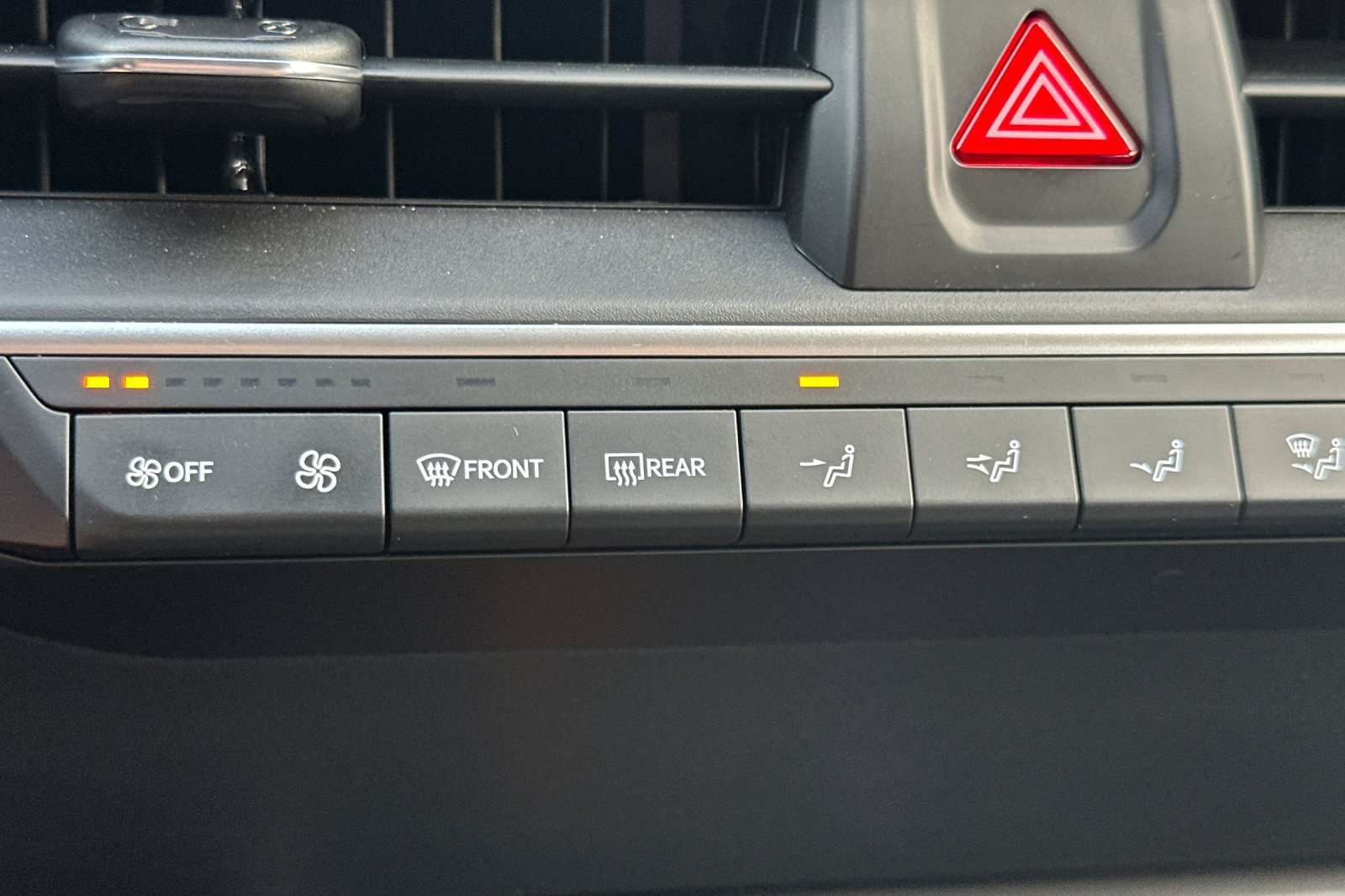 Used 2025 Kia K4 FWD image 27