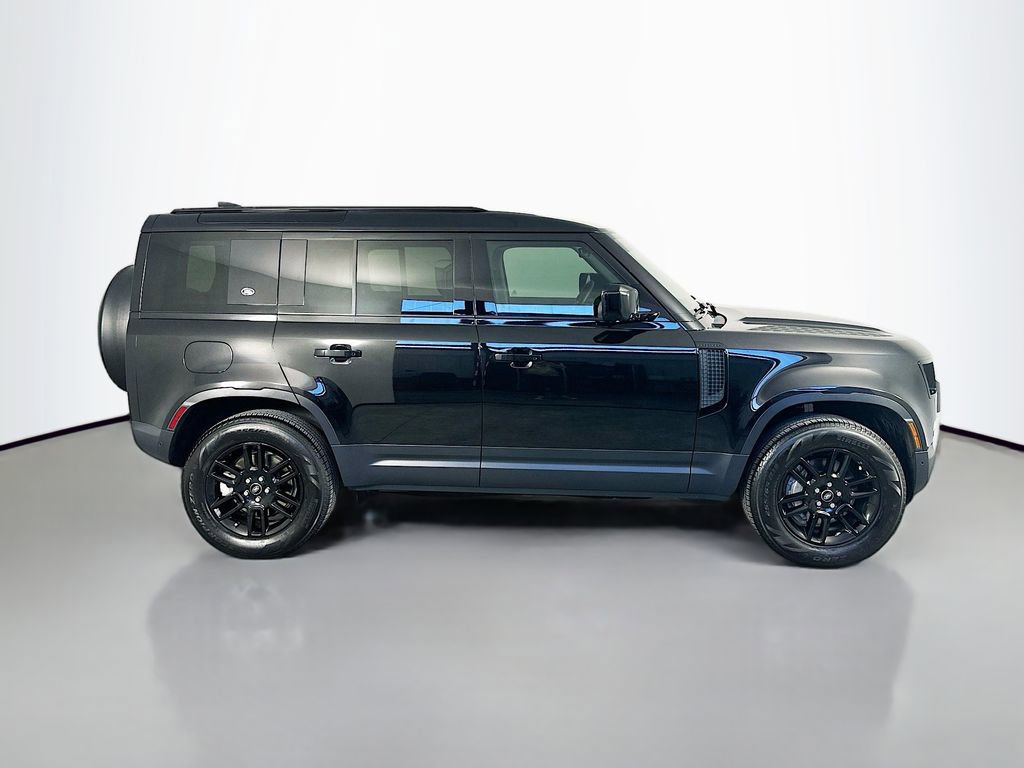 Used 2024 Land Rover Defender 110 S AWD/4WD image 8