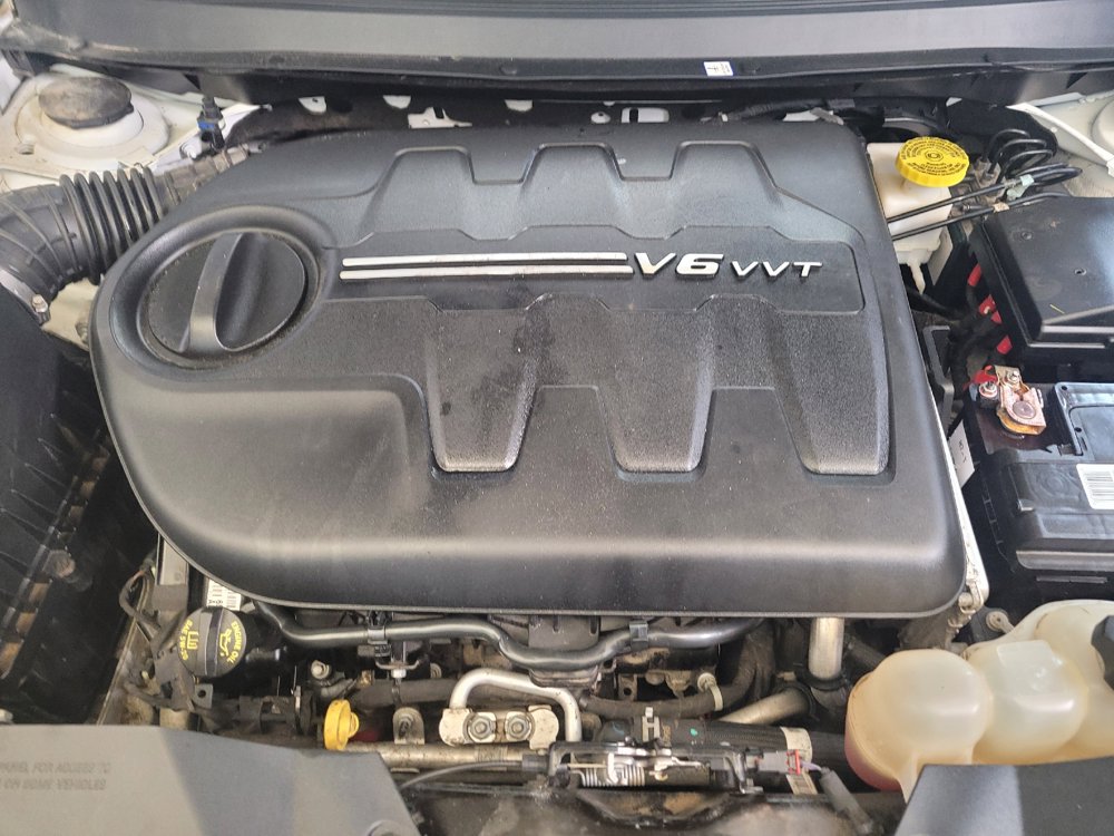 Used 2019 Jeep Cherokee Latitude w/ Popular Appearance Group AWD/4WD image 30