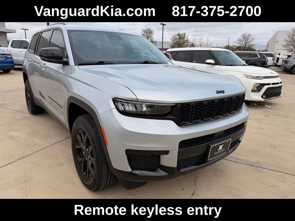 Used 2024 Jeep Grand Cherokee L Laredo AWD/4WD image 5