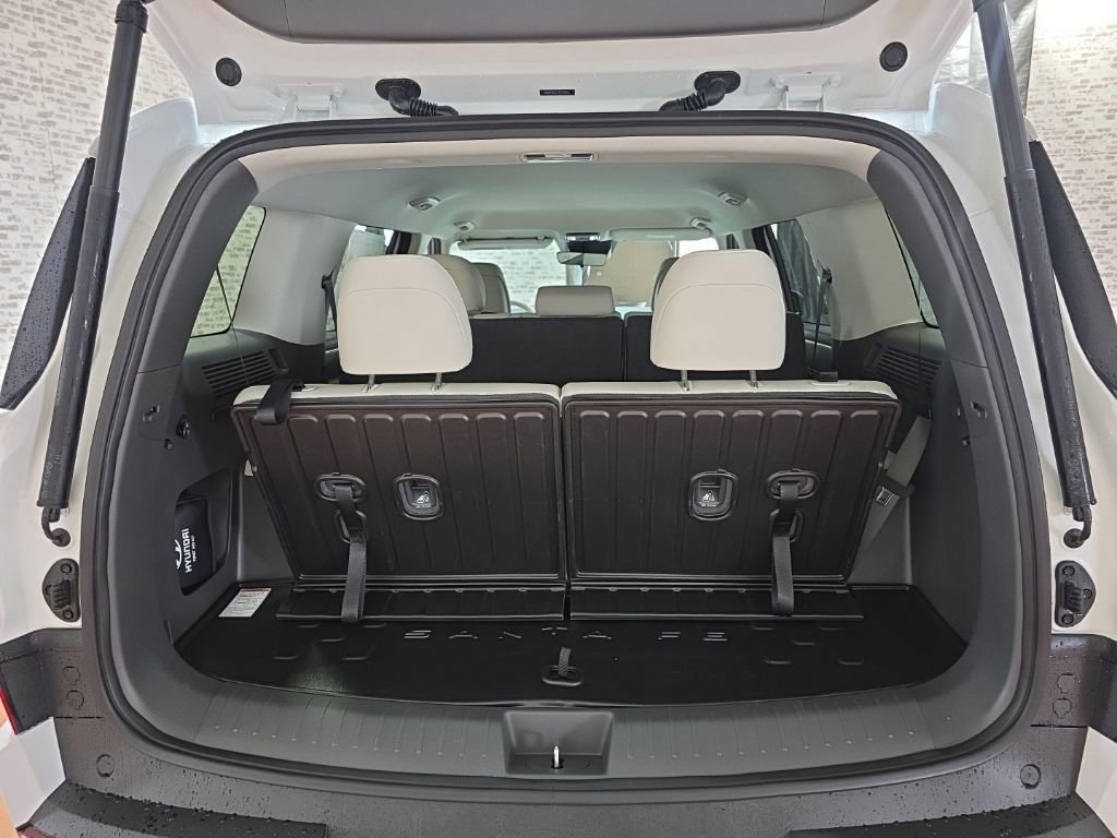 New 2026 Hyundai Santa Fe SEL image 13