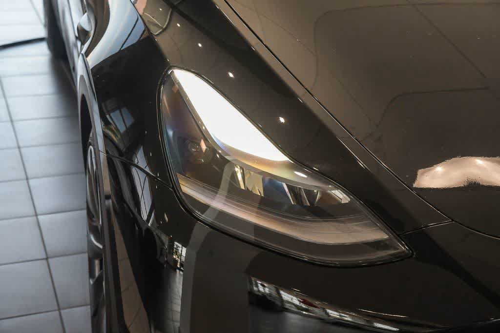 Used 2025 Tesla Model Y Performance AWD/4WD video 3