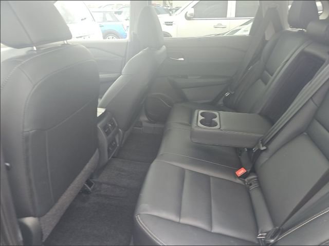 Used 2023 Nissan Rogue SL w/ SL Premium Package image 9