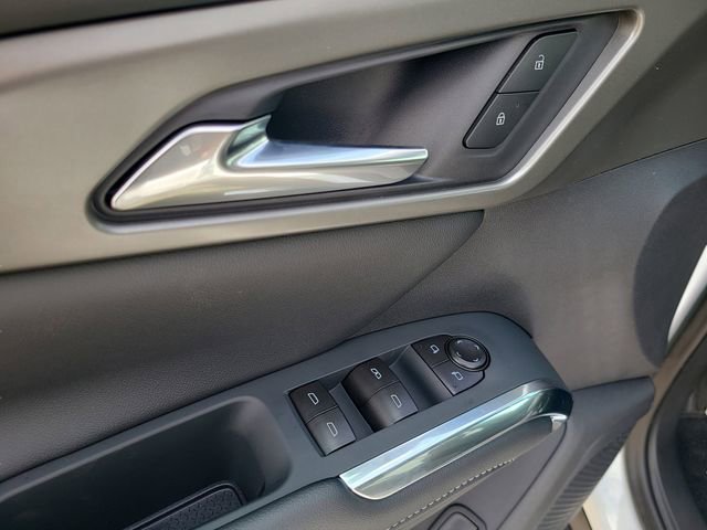 New 2026 Chevrolet Traverse LT image 16