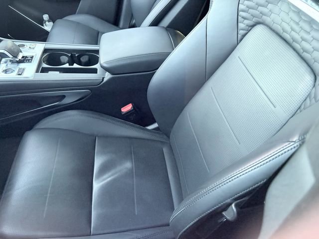 Used 2022 Jaguar F-PACE SVR image 6