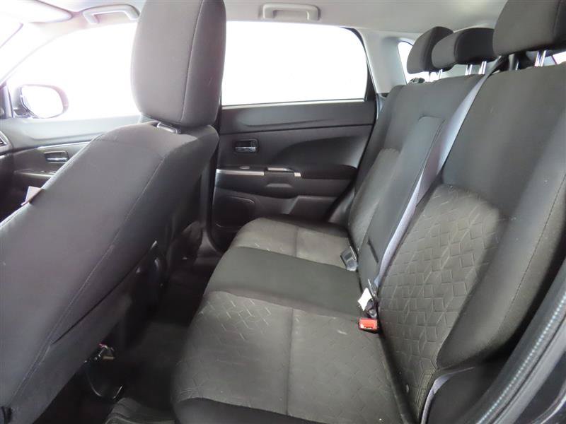 Used 2020 Mitsubishi Outlander Sport SE FWD image 20