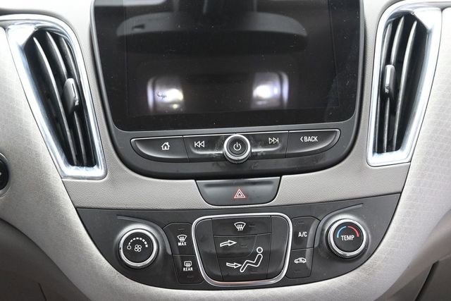 Used 2016 Chevrolet Malibu LT FWD image 25